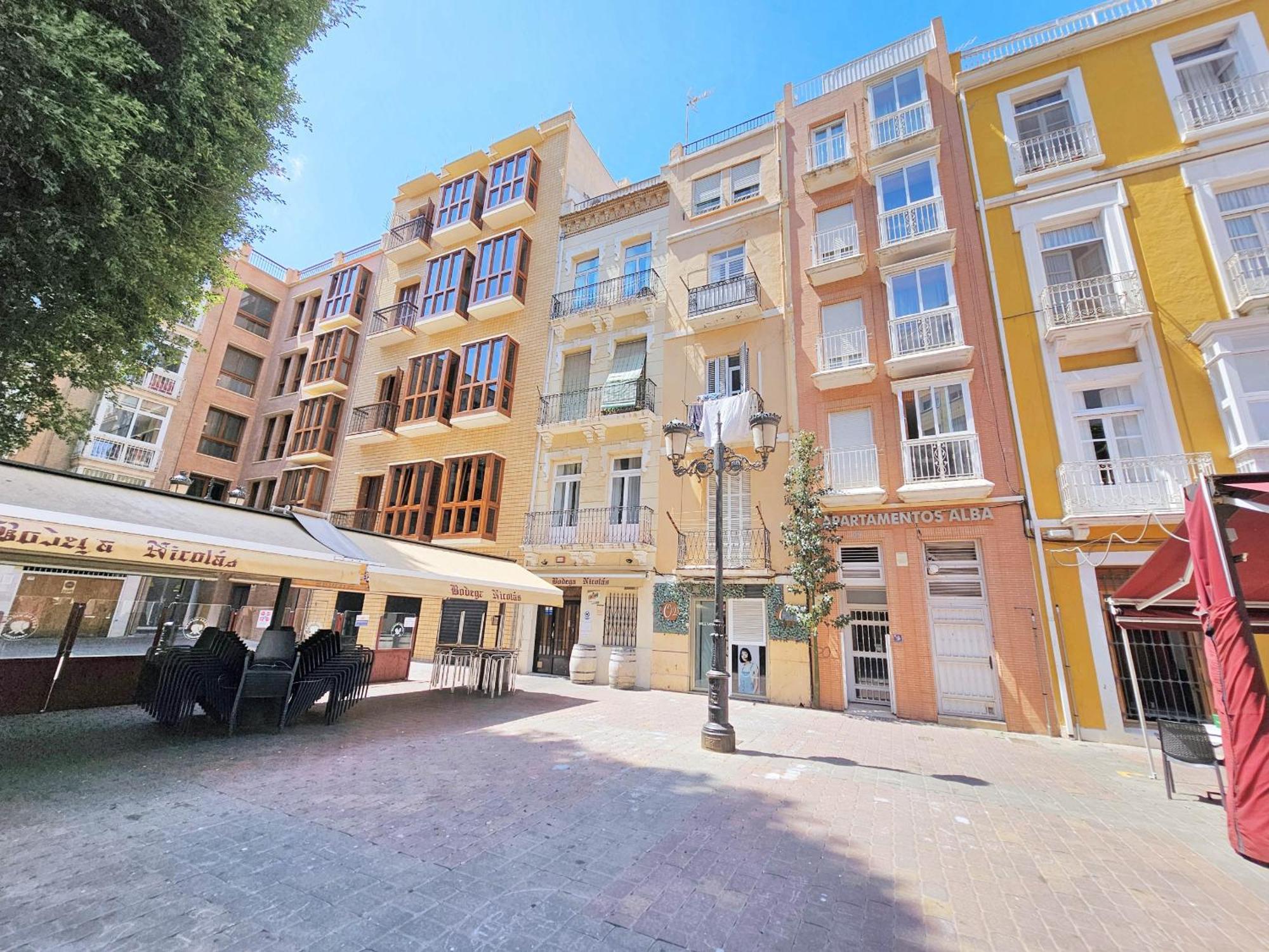 Atico Centro Historico Parking Apartment *